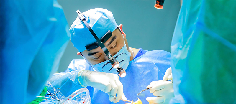Phẫu thuật tạo hình môi trái tim ở đâu uy tín - Thẩm mỹ Kyoto BS Hiếu Liêm quận 10